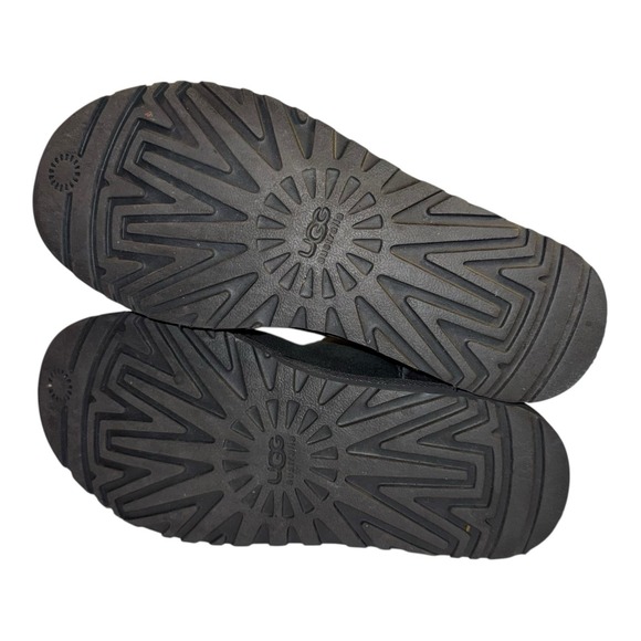 UGG Women's Classic II Tall Suede Boots black, Size 7‎ - Picture 7 of 7